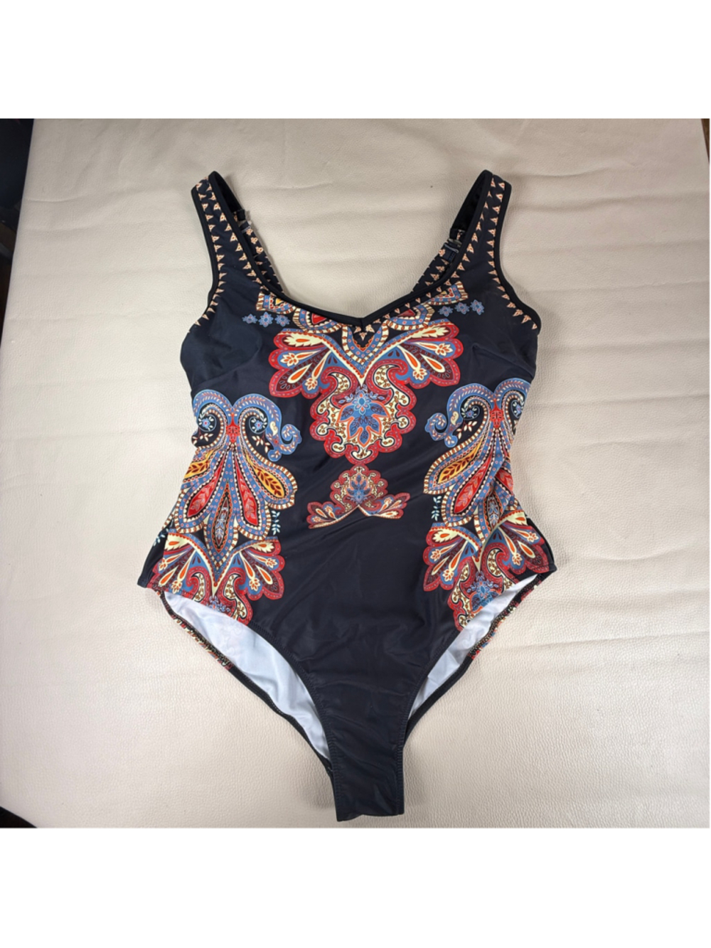 Women’s XL One Piece Swimsuit Black Paisley Print Padded Adjustable Straps